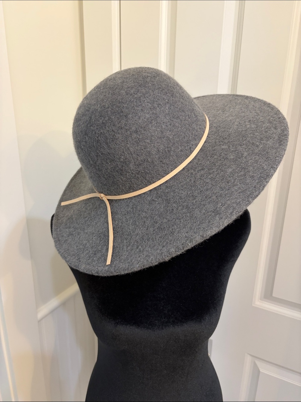 Cost Plus World Market Gray Wool Wide-Brim Hat with Tan Band NWT
